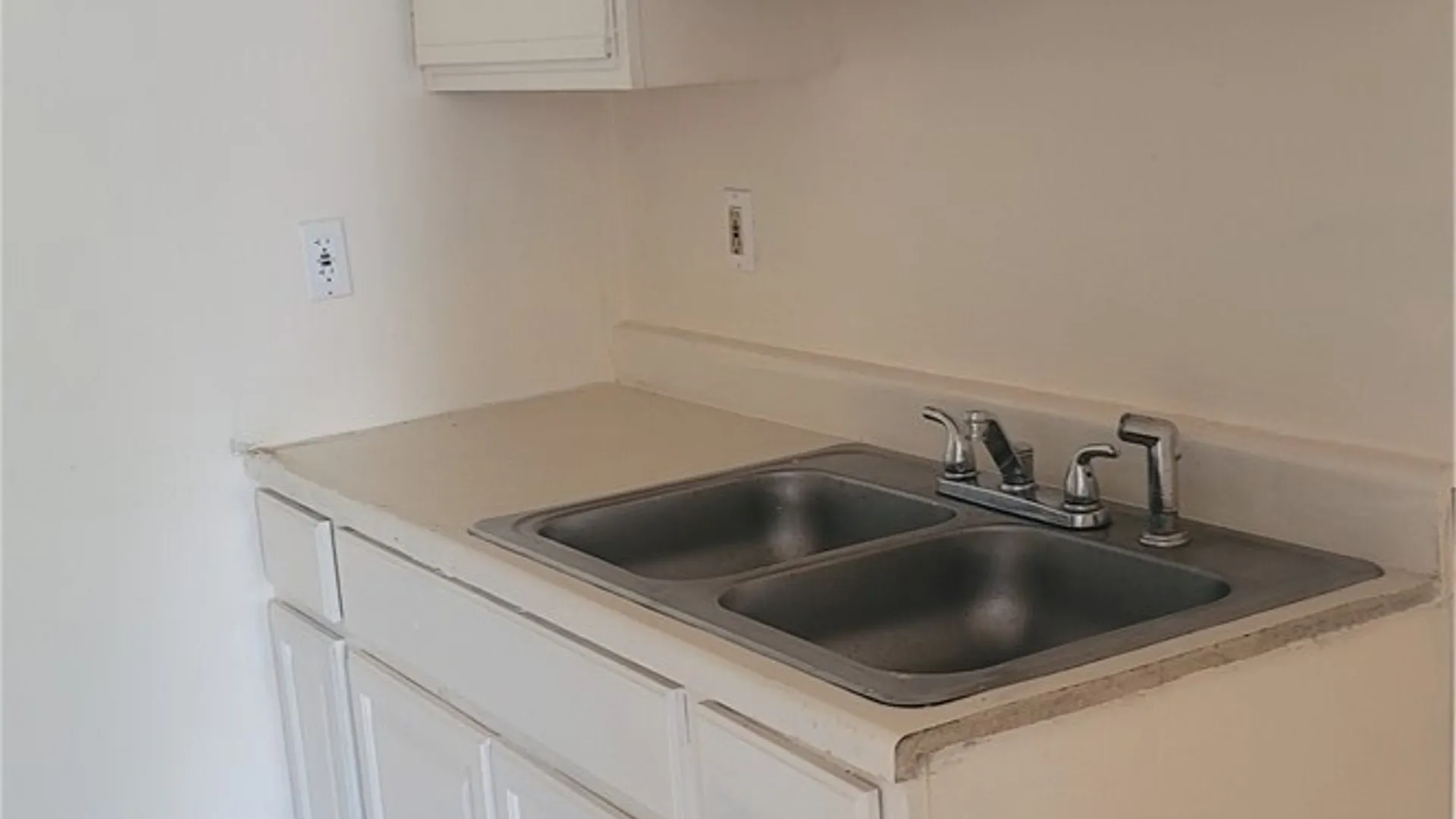 Property at 1414 Main Street, Niagara Falls, NY 14305 11