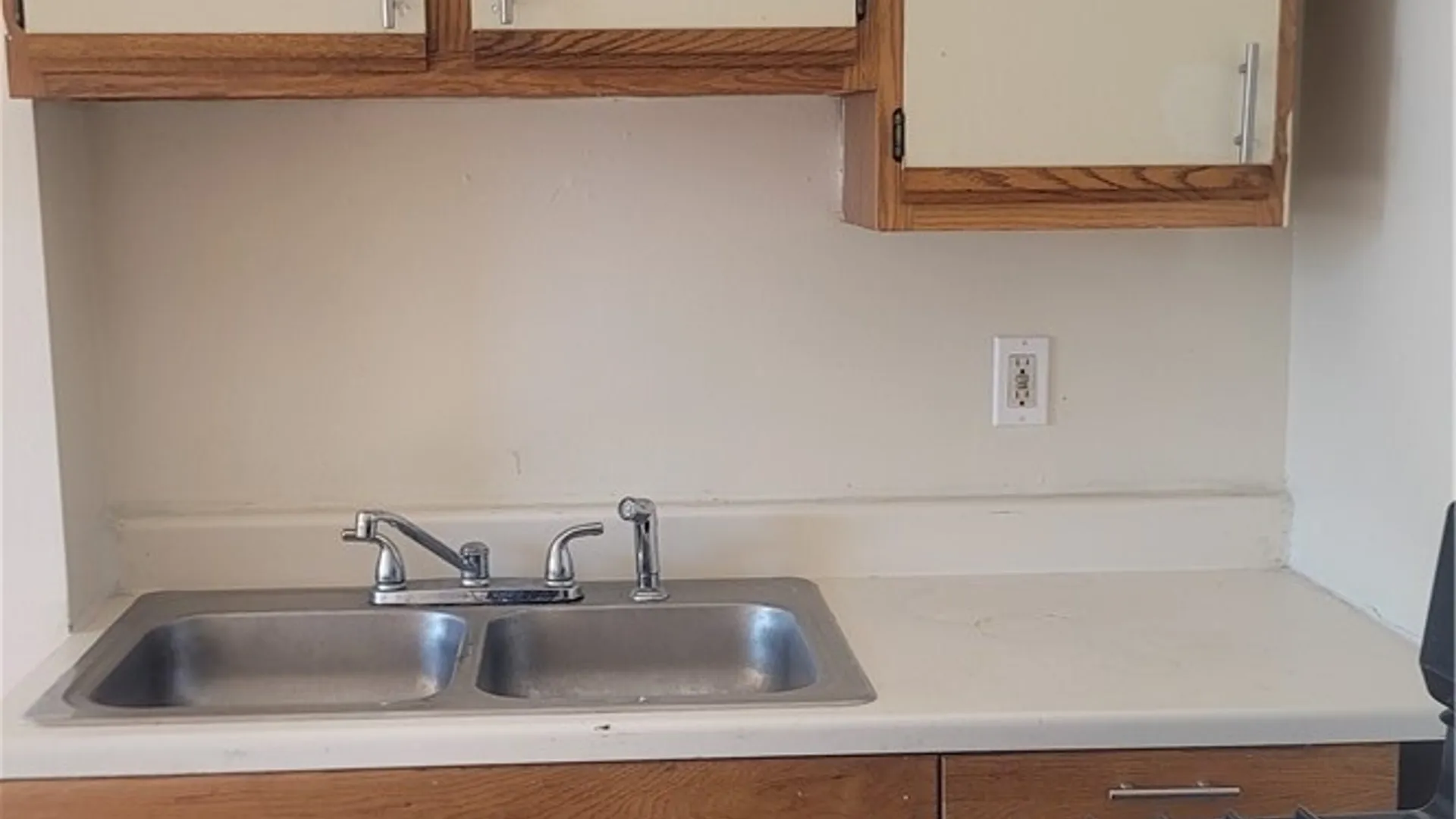 Property at 1414 Main Street, Niagara Falls, NY 14305 24