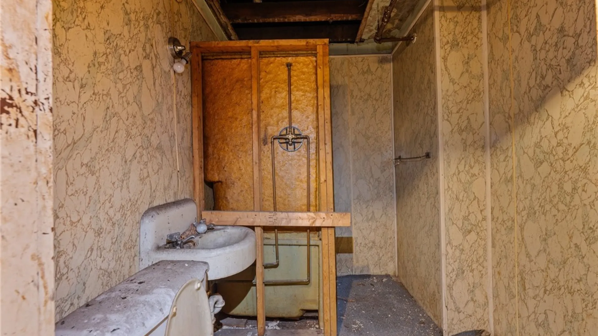 Property at 616 Varick Street, Utica, NY 13502 16