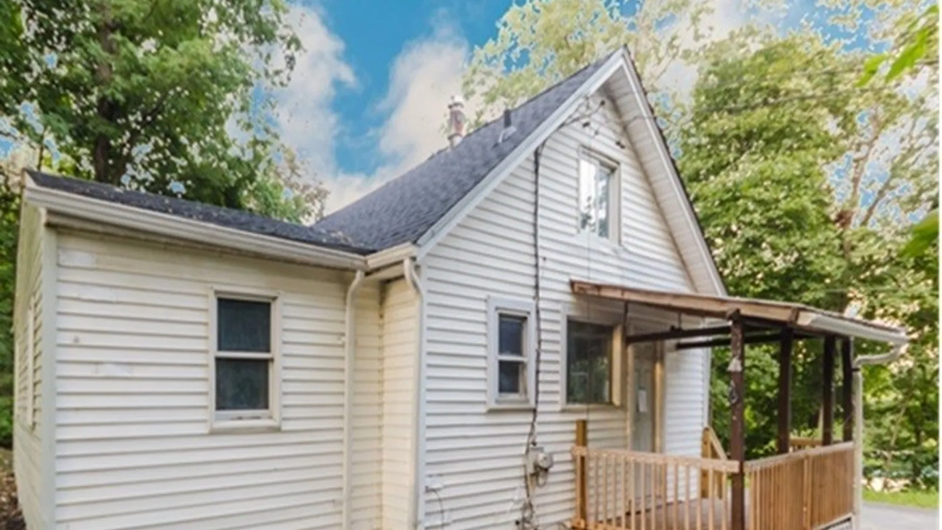 Property at 18 Hillside Place, Lloyd, NY 12528 4