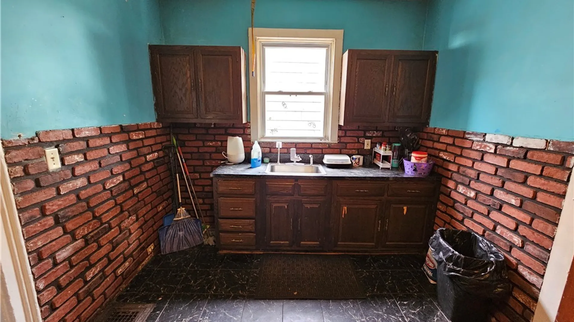 Property at 21-23 Derby Avenue, Auburn, NY 13021 33