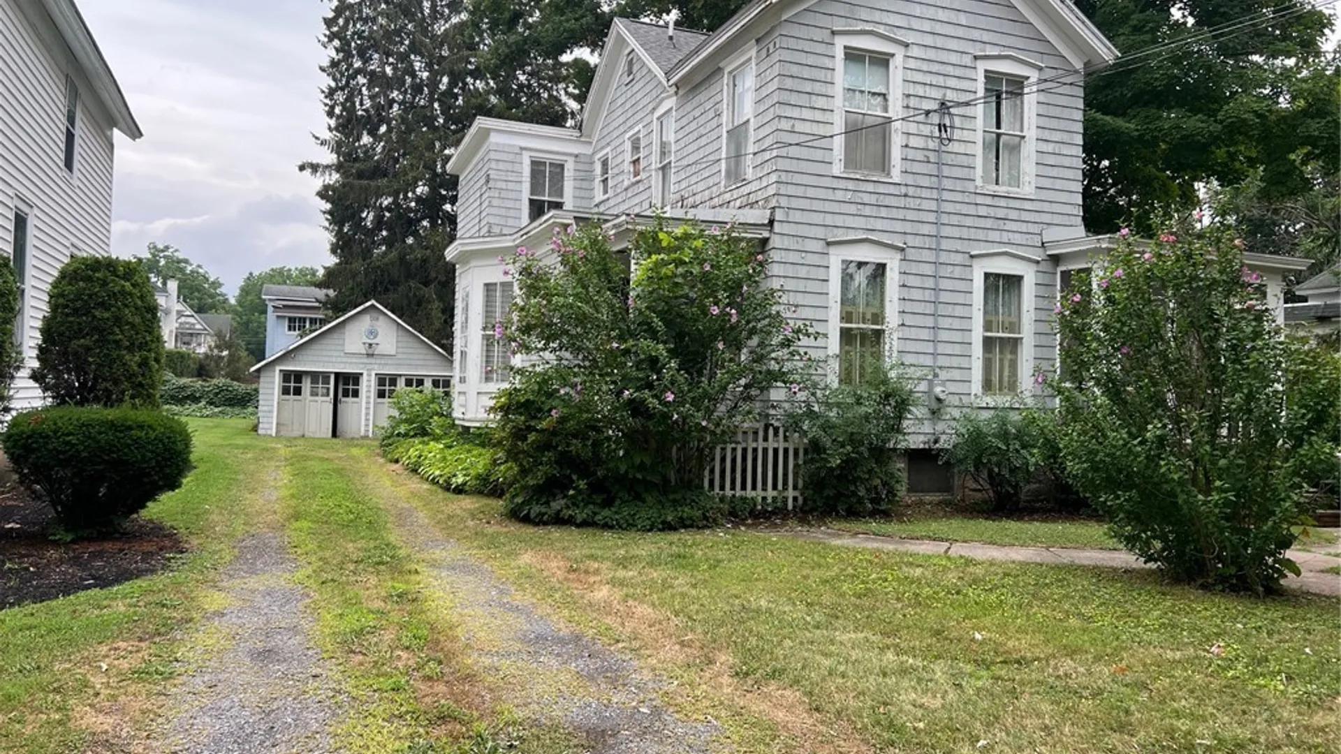 Property at 221 Park Avenue, Oneida, NY 13421 2