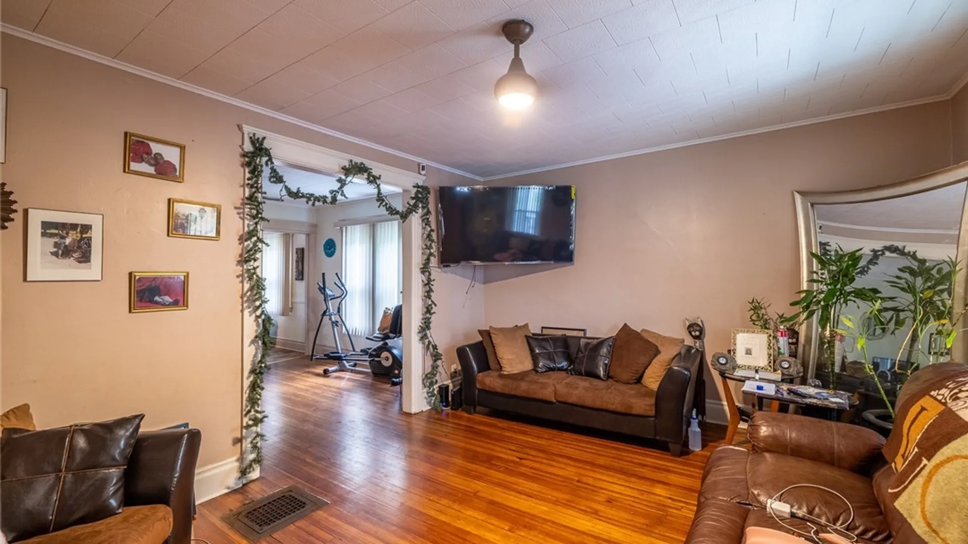 Property at 116 Pleasantview Avenue, Syracuse, NY 13208 10