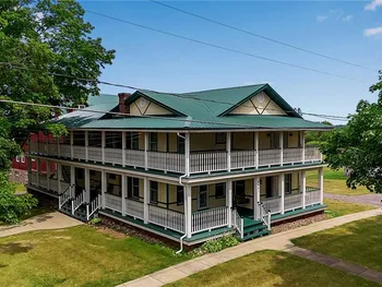 Property at 8441 Chestnut Ridge Road, Royalton, NY 14067