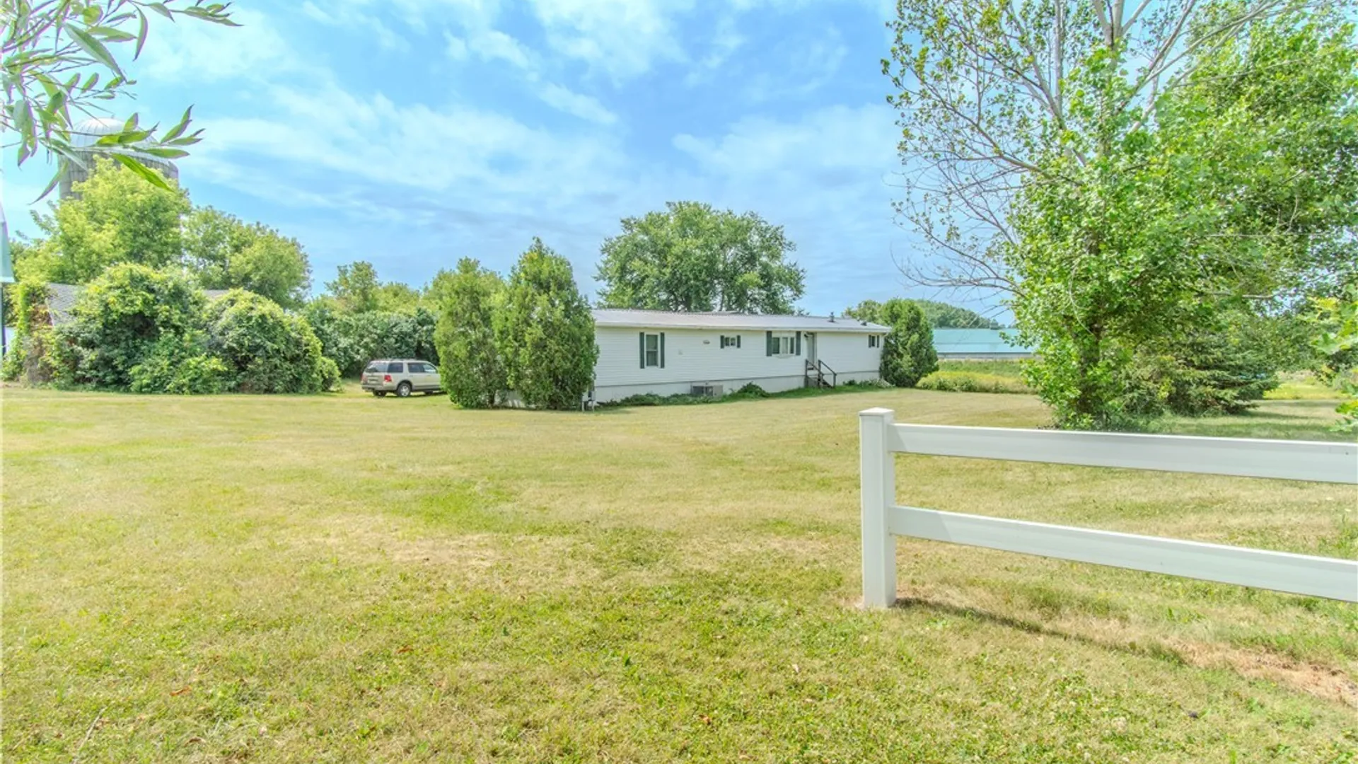 Property at 36976/978 State Route 12e, Clayton, NY 13624 11