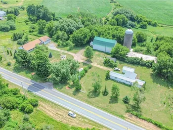 Property at 36976/978 State Route 12e, Clayton, NY 13624