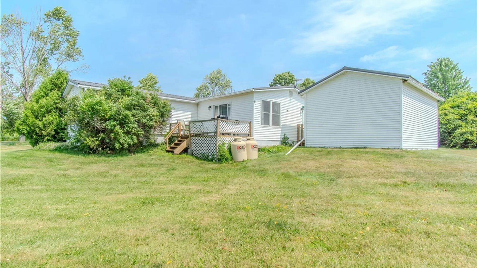 Property at 36976/978 State Route 12e, Clayton, NY 13624 43