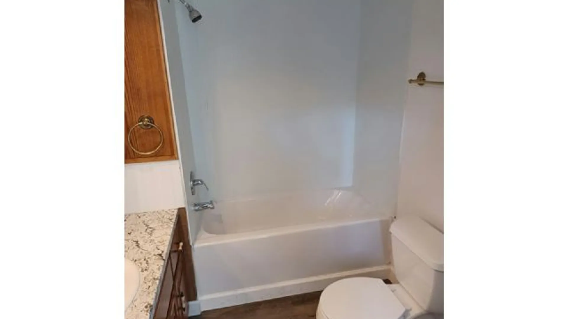 Property at 658 Sound Ave, C-14, Calverton, NY 11933 23