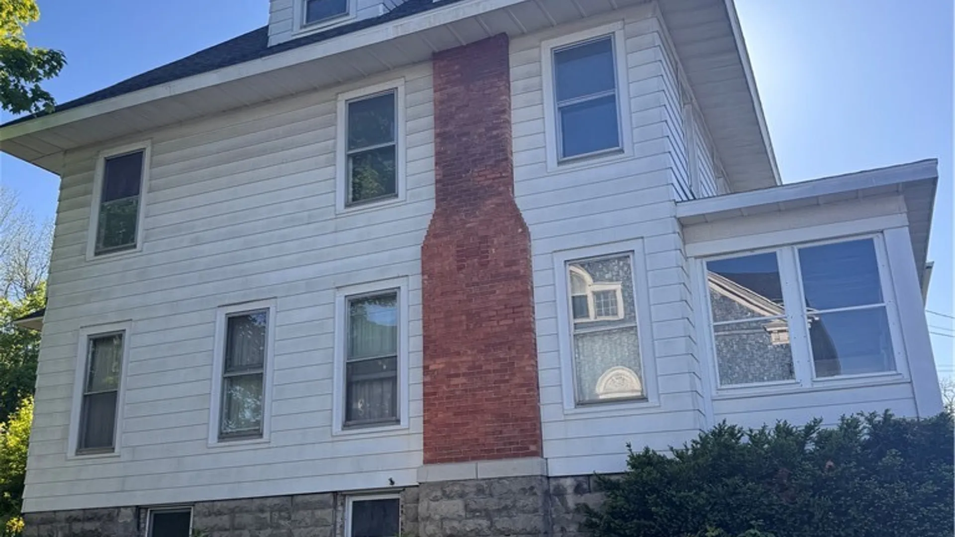 Property at 1607 Genesee Street, Syracuse, NY 13204 3