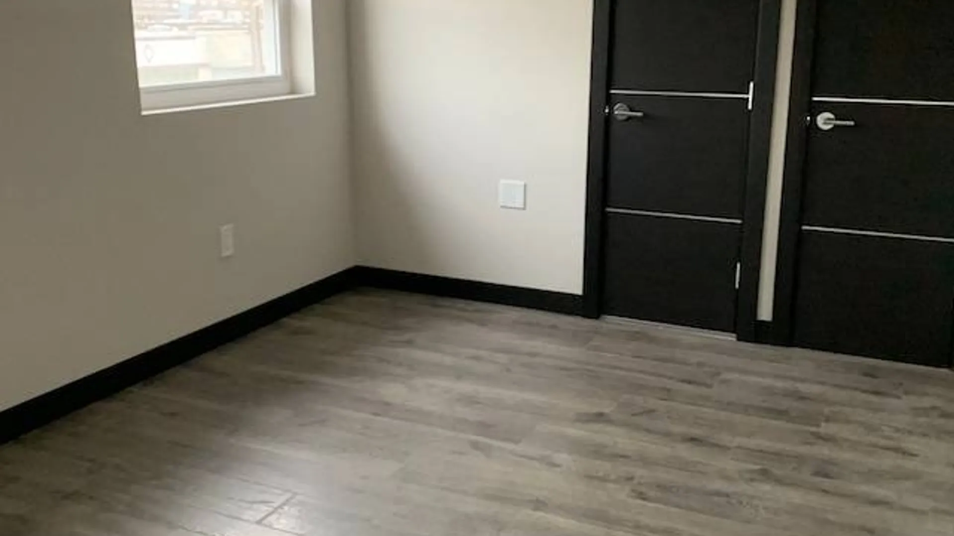Property at 9325 Ditmas Avenue, Brooklyn, NY 11236 5