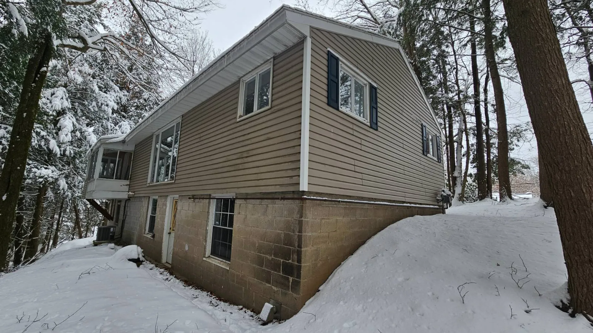 Property at 7900 New Floyd Rd, Floyd, NY 13440 2
