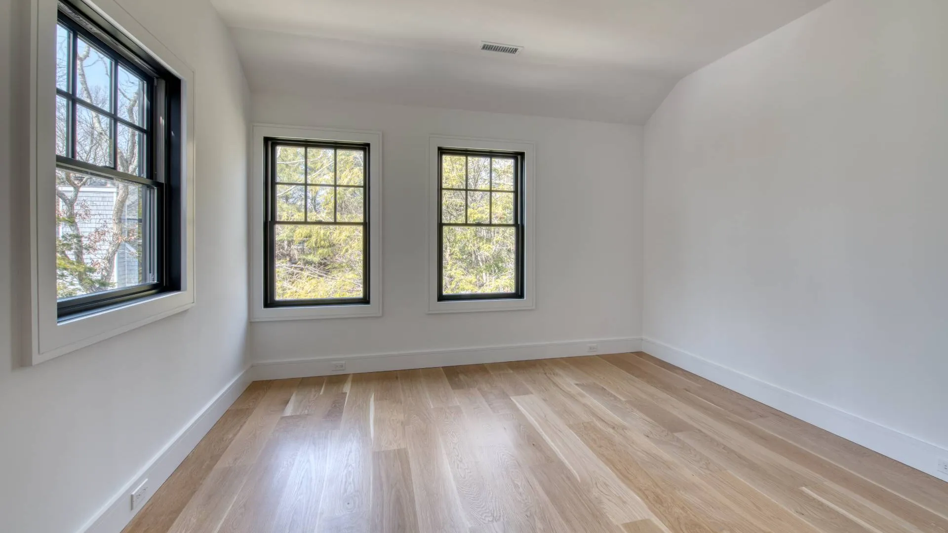 Property at 46 Towhee Trail, East Hampton, NY 11937 10