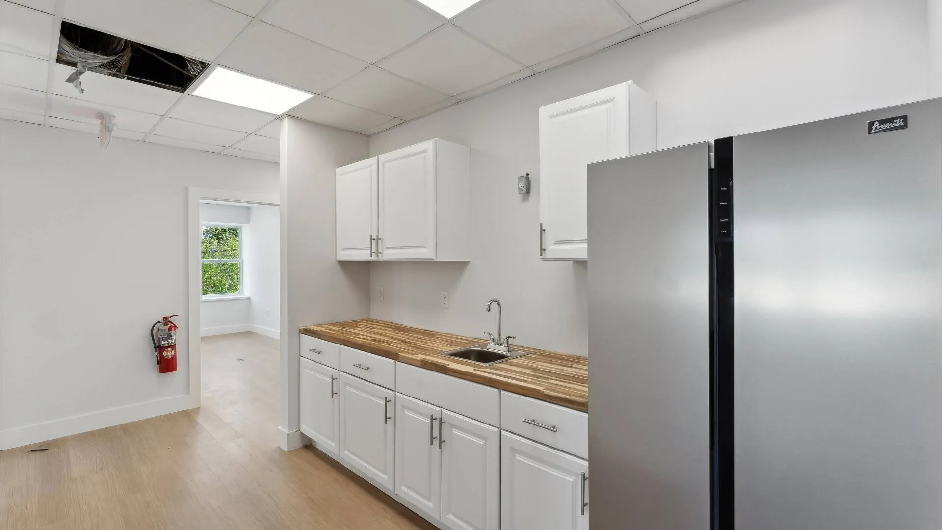 Property at 3 Windmill Ln, Southampton, NY 11968 15