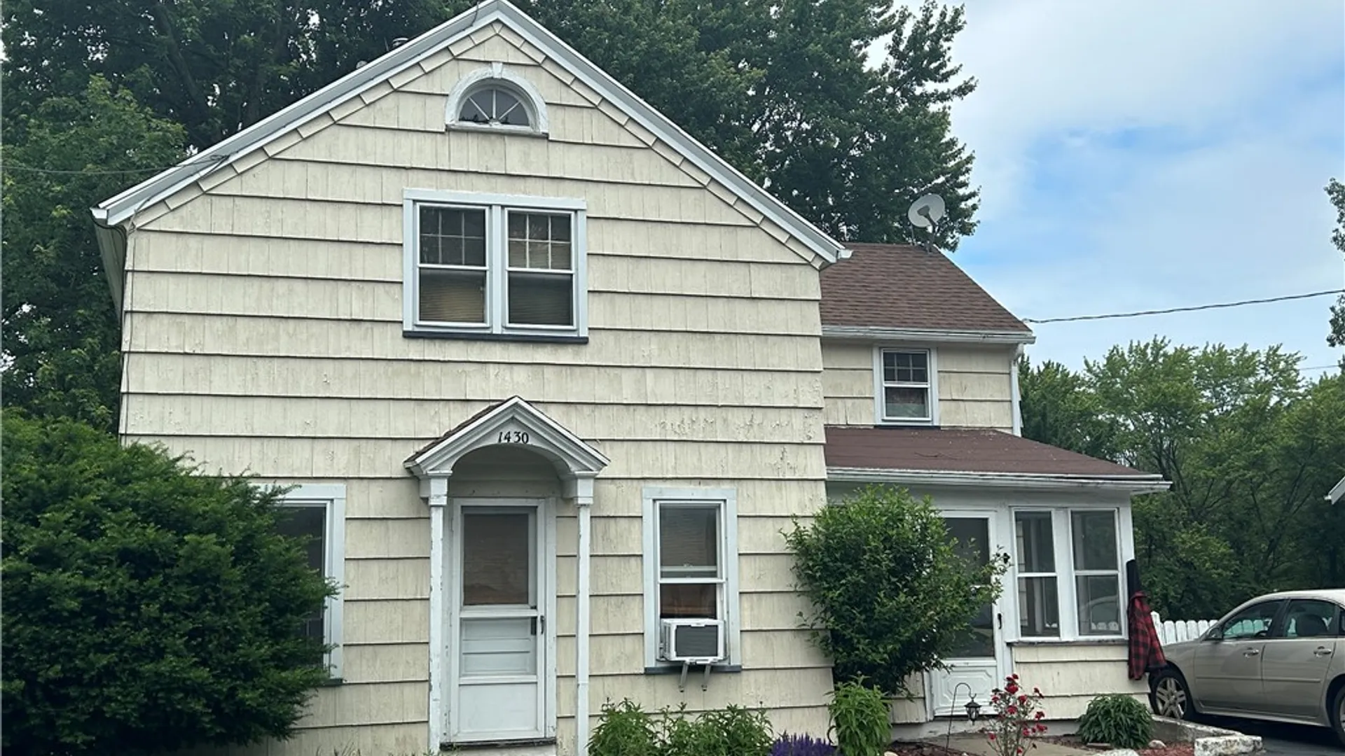 Property at 1430 Ridge Road, Webster, NY 14580 12