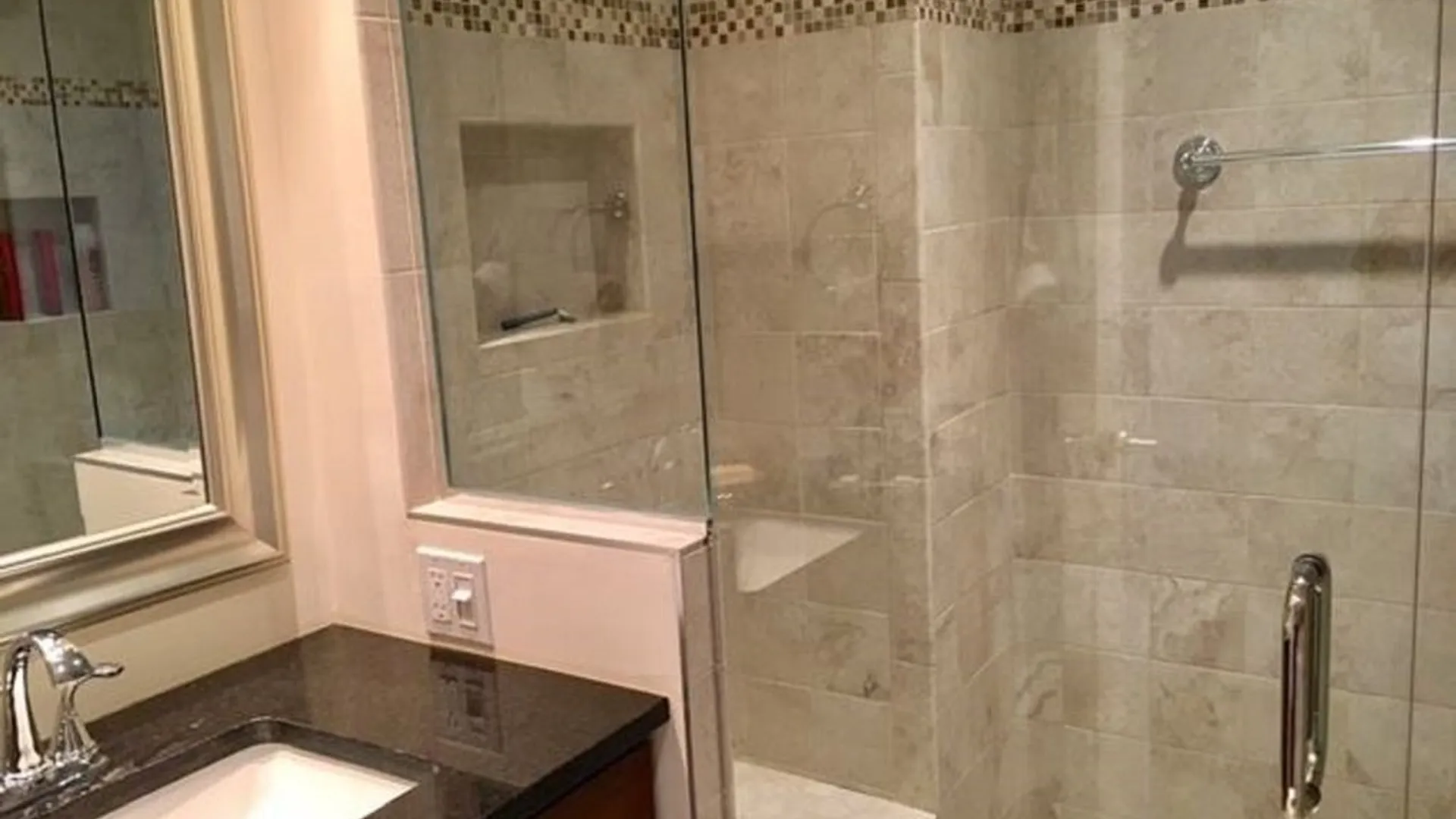 Property at 849 Delaware Ave, Buffalo, NY 14209 14