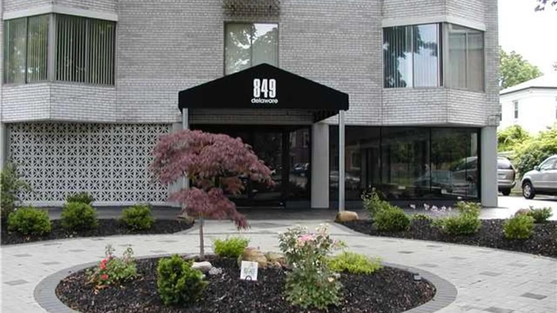 Property at 849 Delaware Ave, Buffalo, NY 14209 2