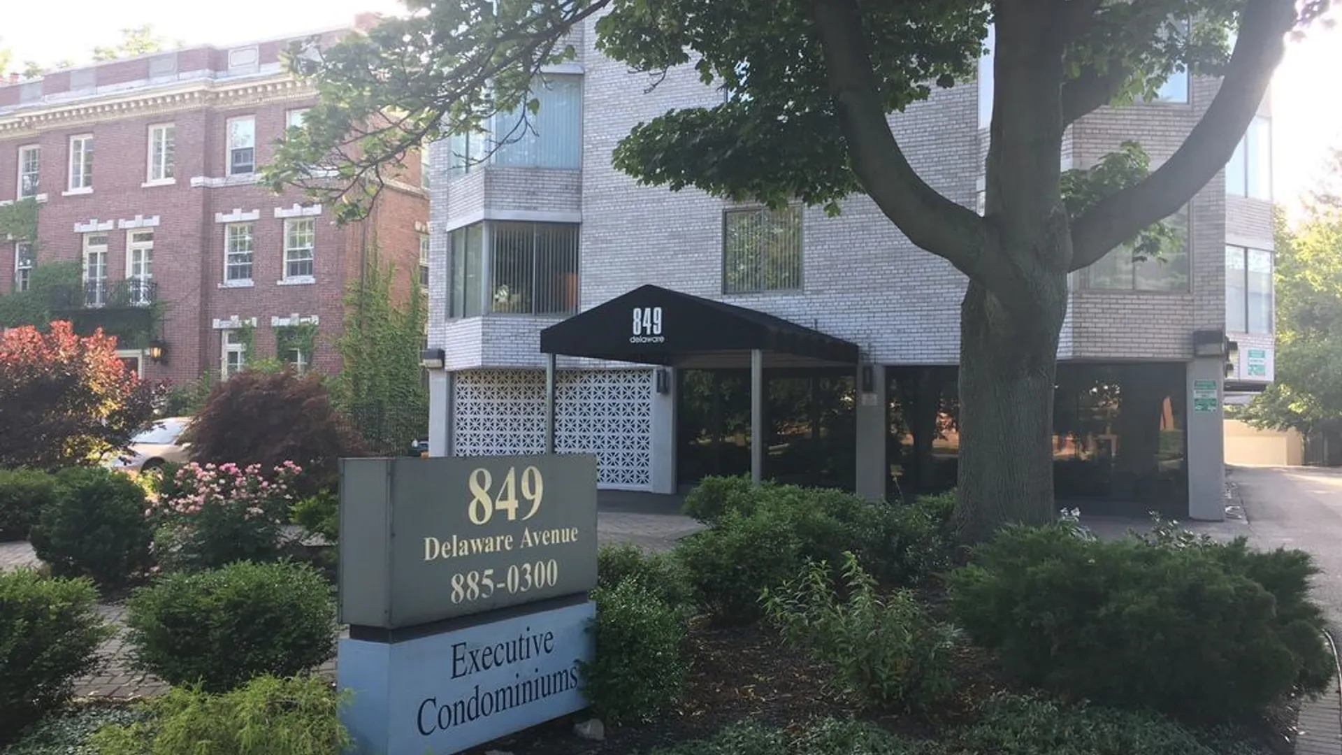 Property at 849 Delaware Ave, Buffalo, NY 14209 4