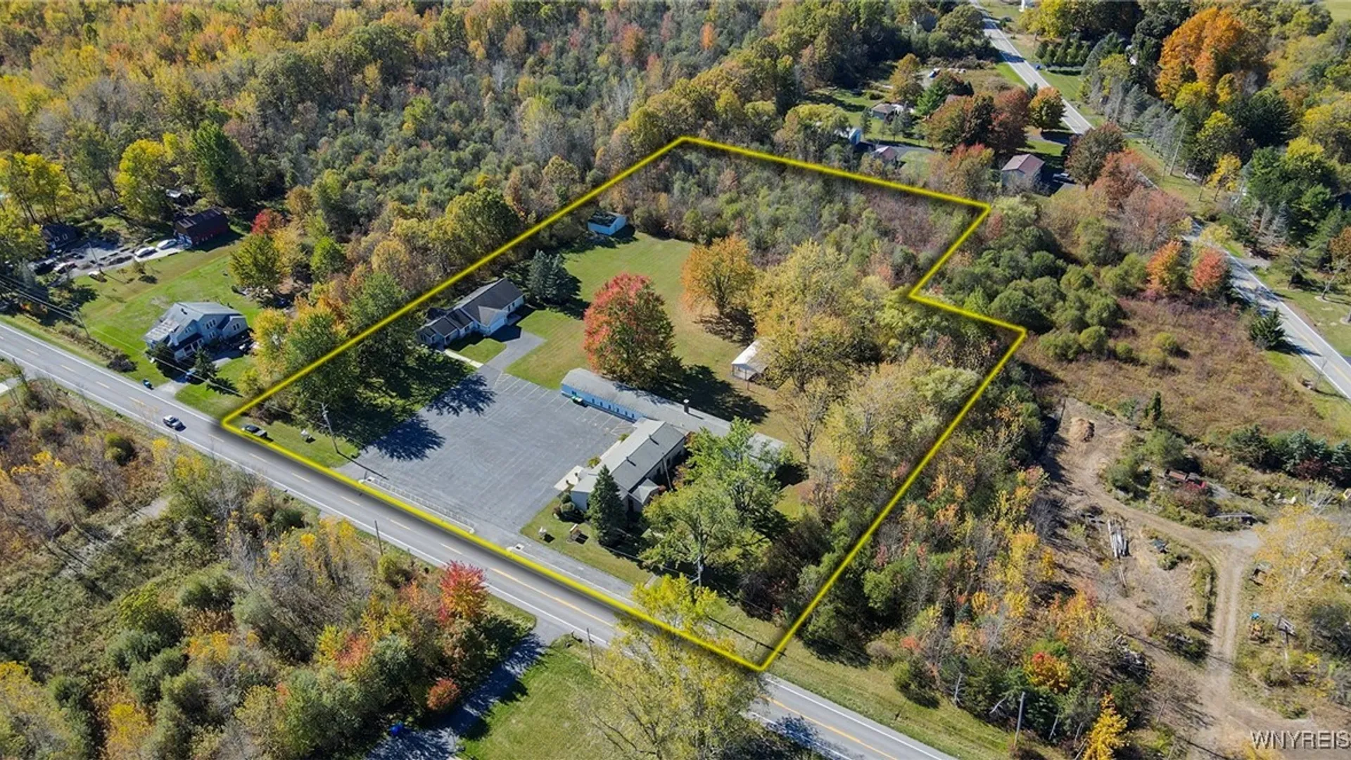 Property at 8700 Goodrich Road, Clarence, NY 14032 3