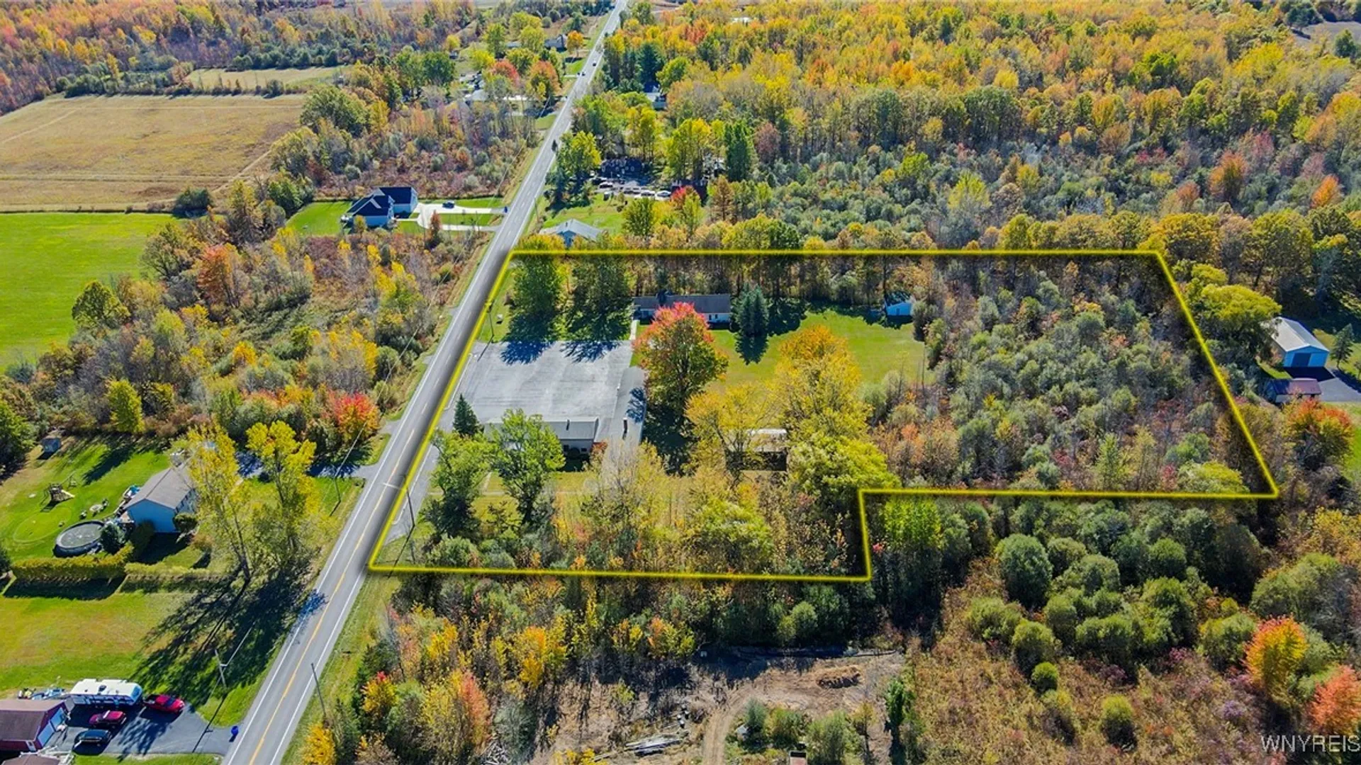 Property at 8700 Goodrich Road, Clarence, NY 14032 5