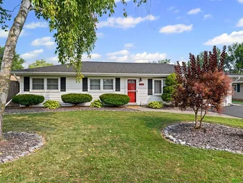 Property at 7843 Oneida Trail, Cicero, NY 13030