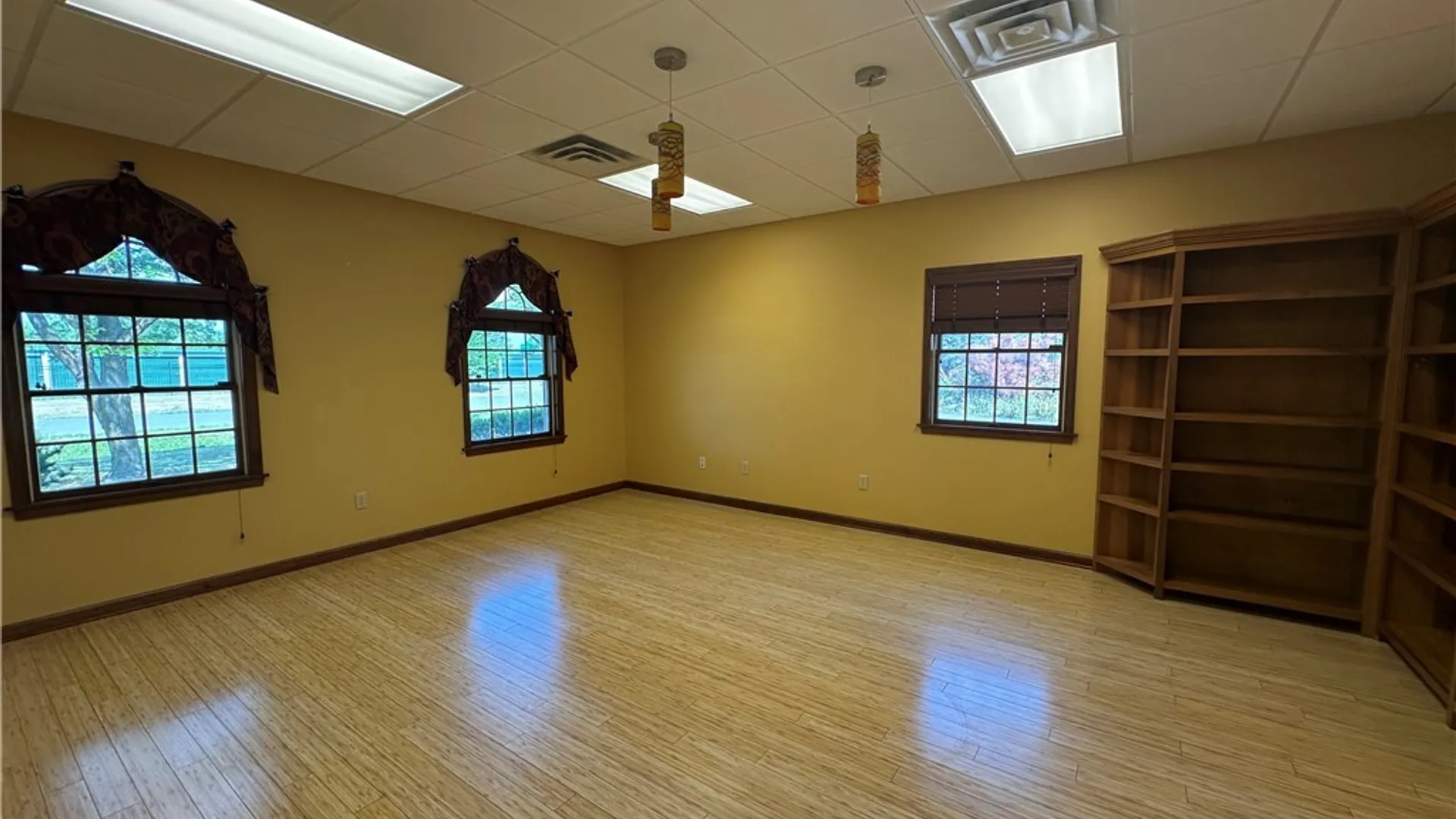 Property at 6010 Drott Drive, DeWitt, NY 13057 2