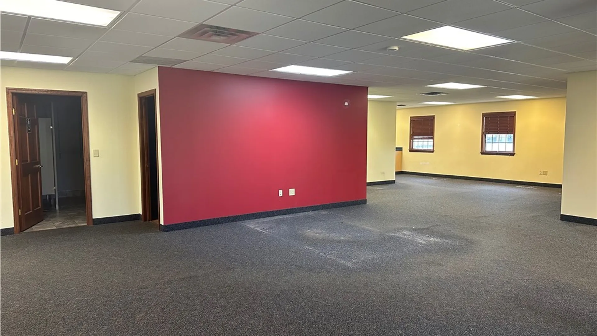 Property at 6010 Drott Drive, DeWitt, NY 13057 3