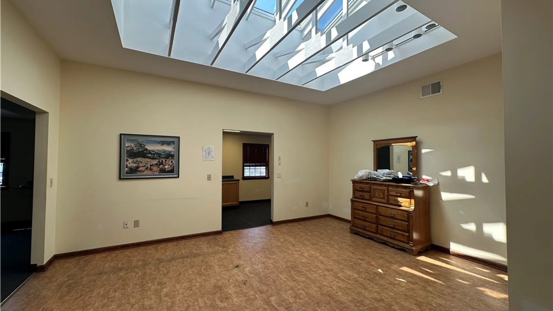 Property at 6010 Drott Drive, DeWitt, NY 13057 7