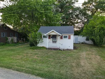 Property at 12937 Hillcrest Drive, Carlton, NY 14411