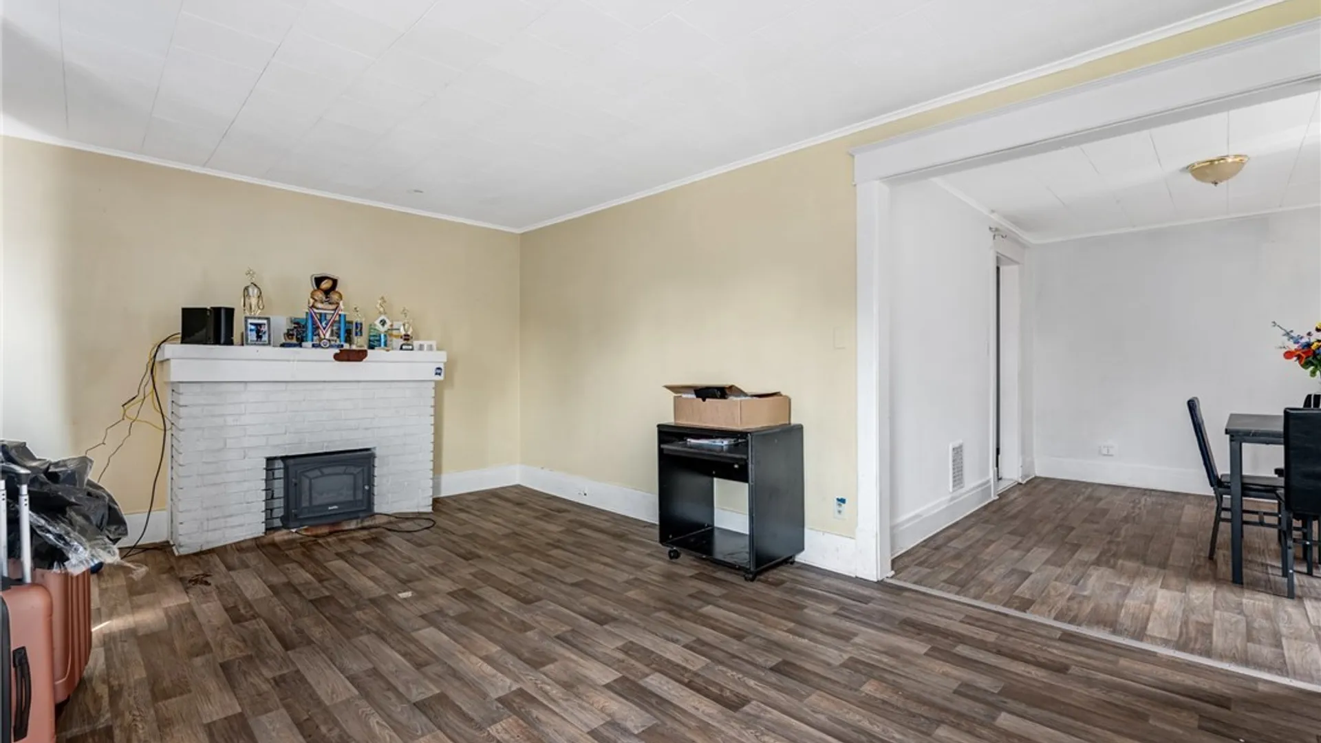 Property at 462 Berkshire Avenue, Buffalo, NY 14215 23