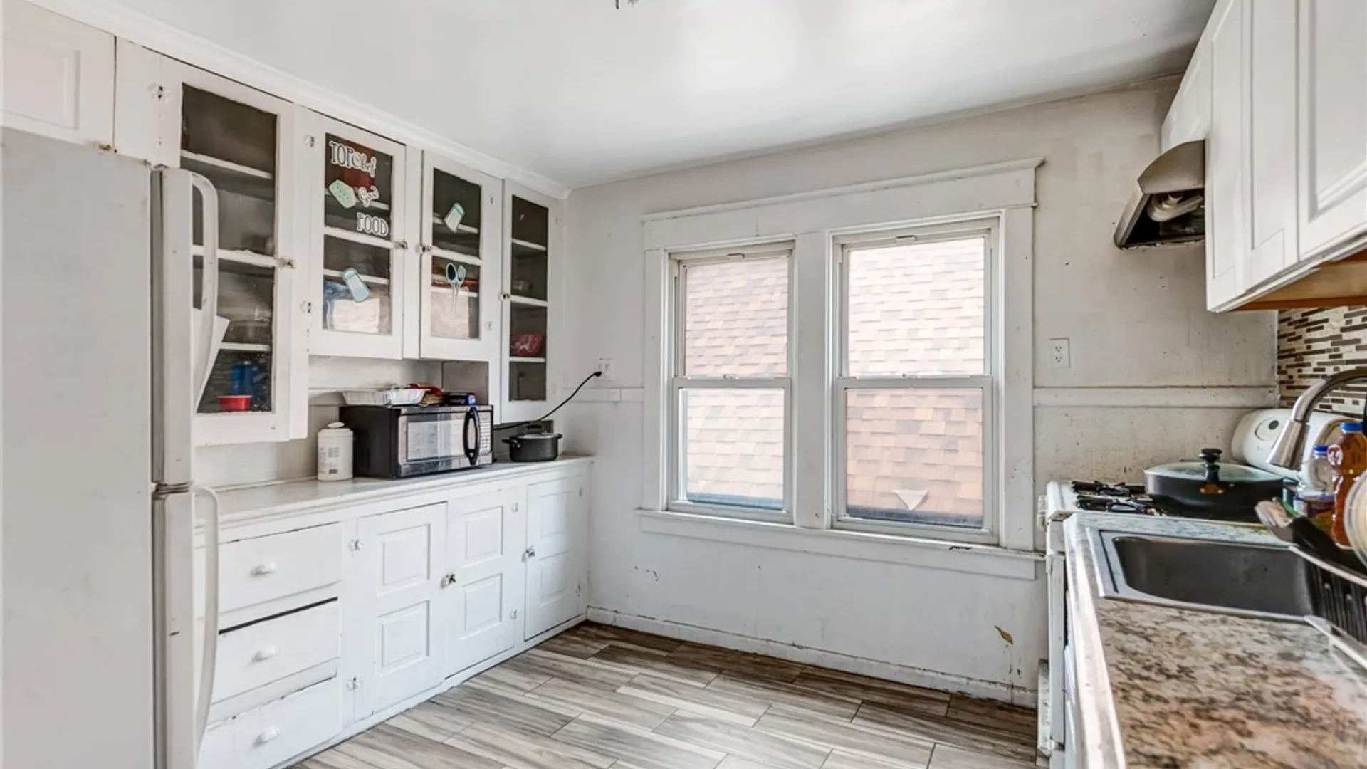 Property at 462 Berkshire Avenue, Buffalo, NY 14215 27