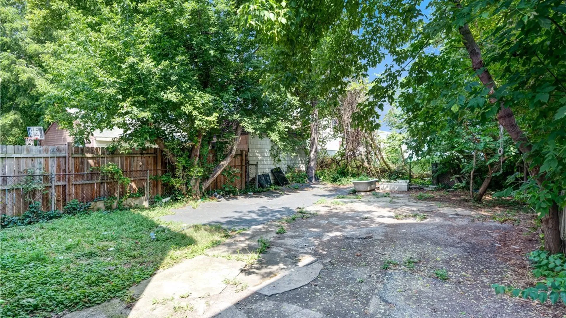 Property at 462 Berkshire Avenue, Buffalo, NY 14215 37
