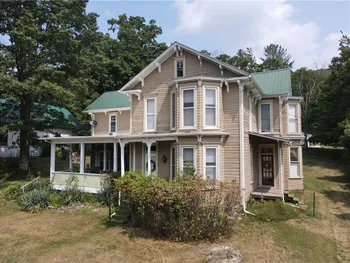 7227 3rd Street, Gibson, PA 15832