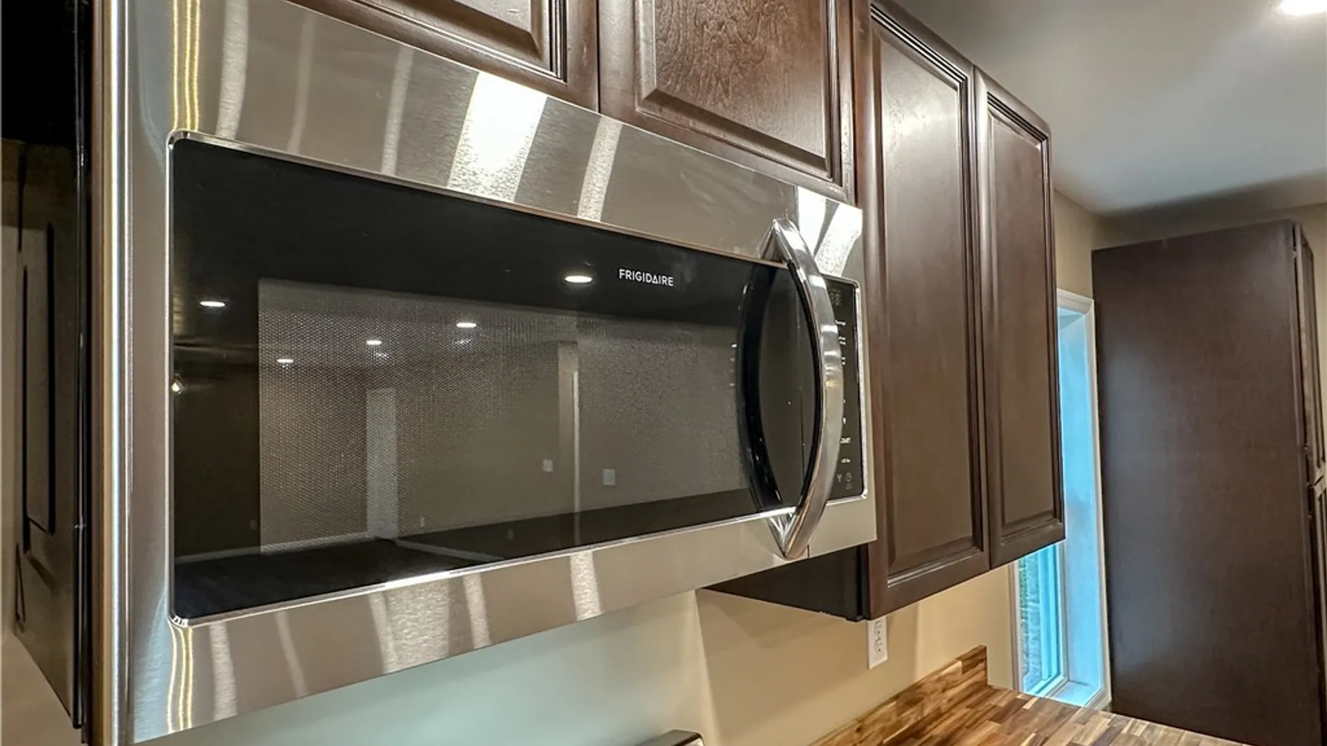 Property at 9 Whiting Street, Bath, NY 14810 21