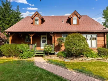 Property at 6940 Bear Ridge Road, Pendleton, NY 14120