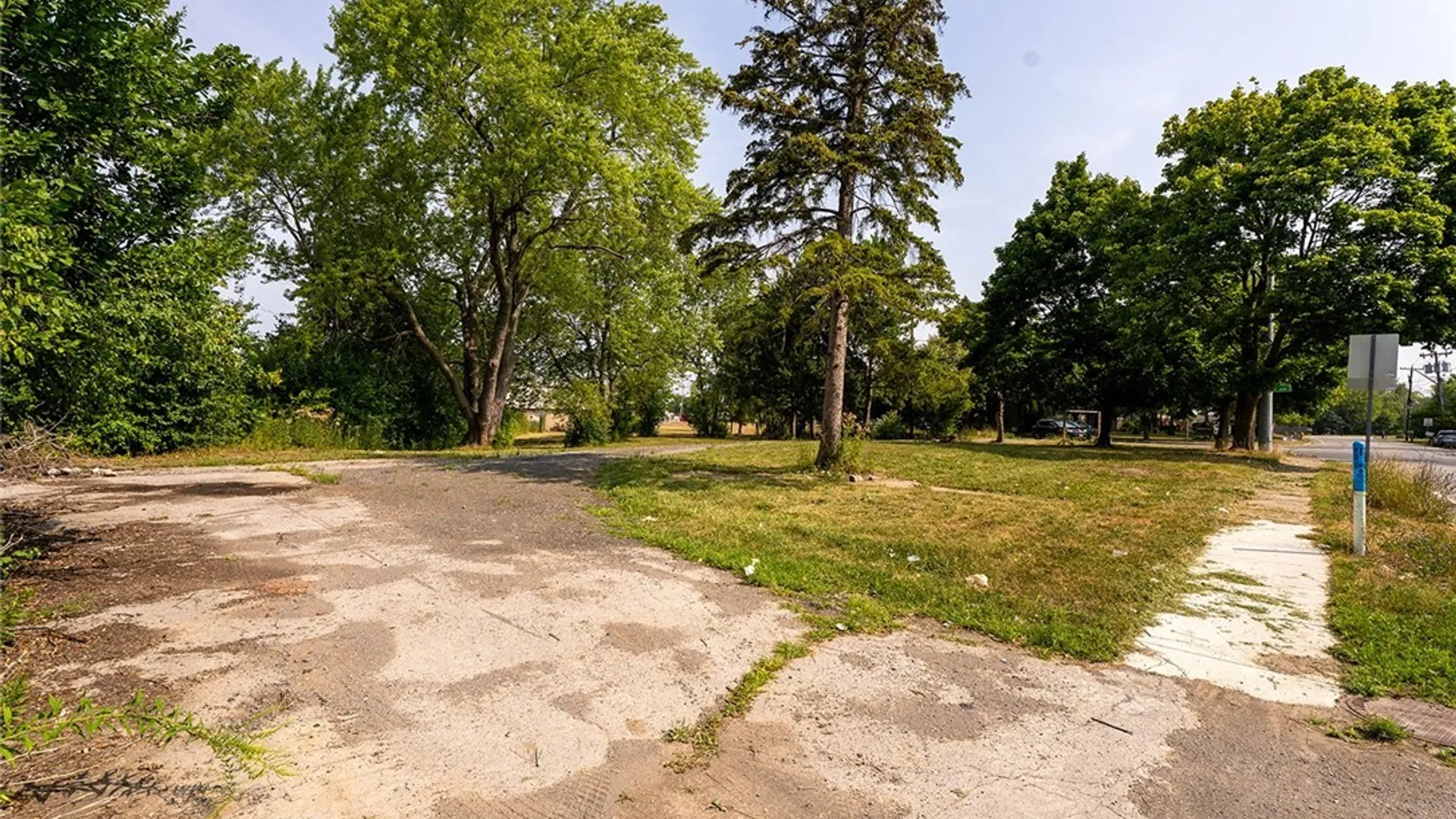 Property at 220 Meyer Road, Amherst, NY 14226 9