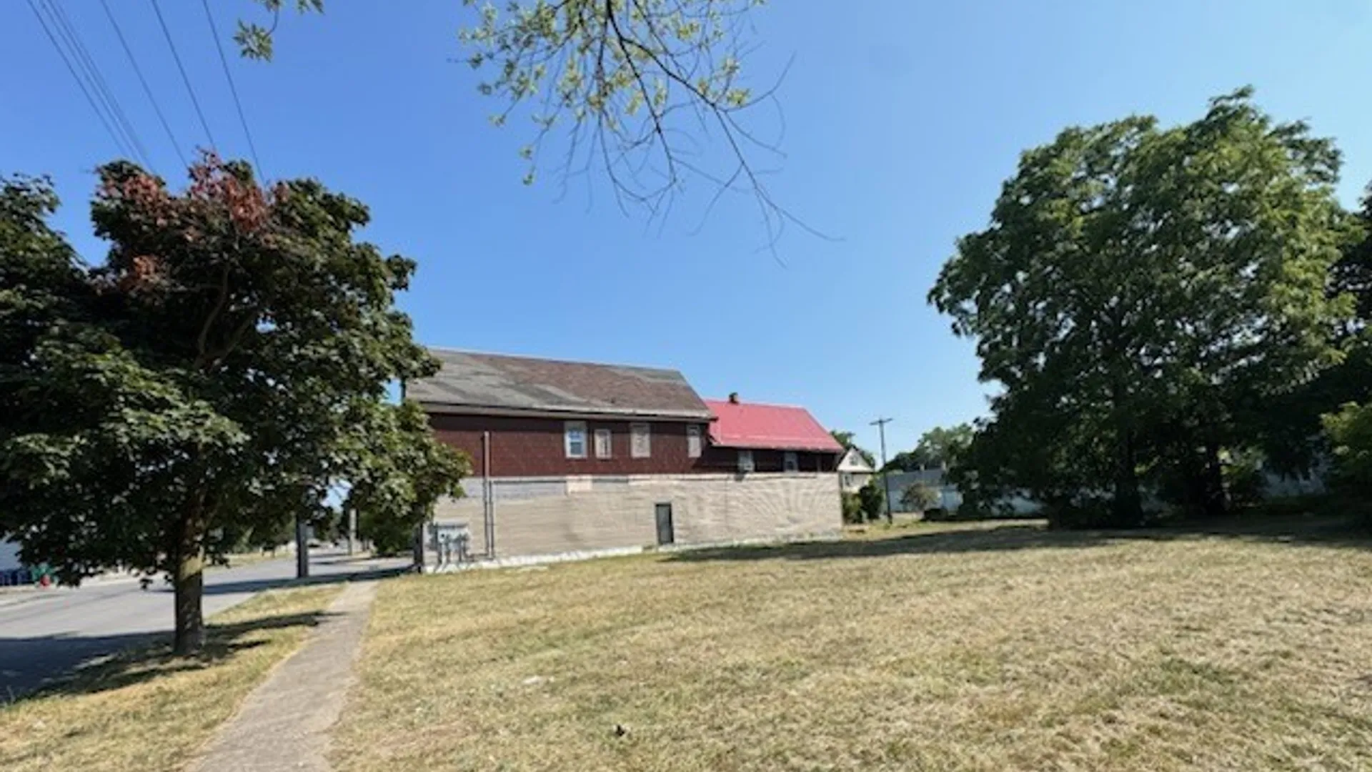 Property at 221 Masten Avenue, Buffalo, NY 14209 3