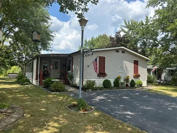 Property at 225 Sunset Drive, Clarendon, NY 14470