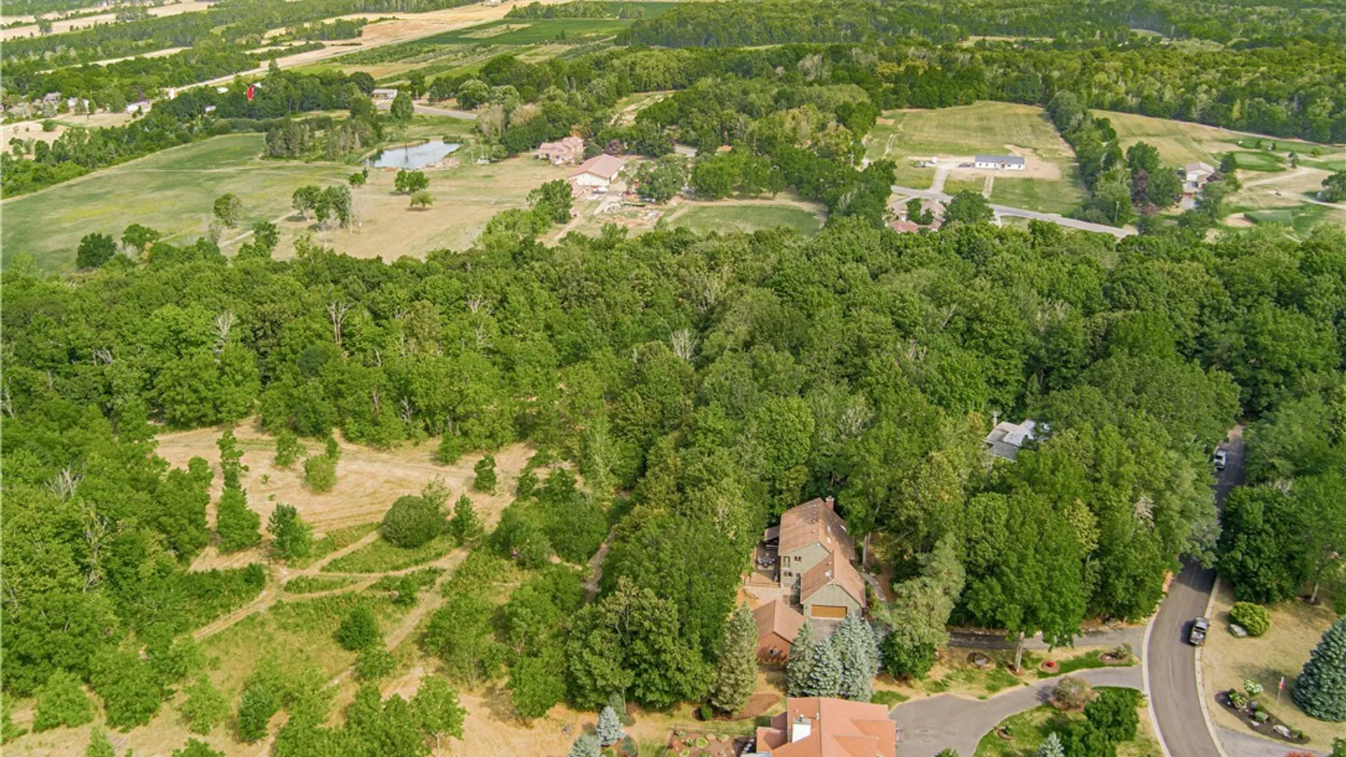 Property at 17 Gothic Ledge, Lockport Town, NY 14094 21