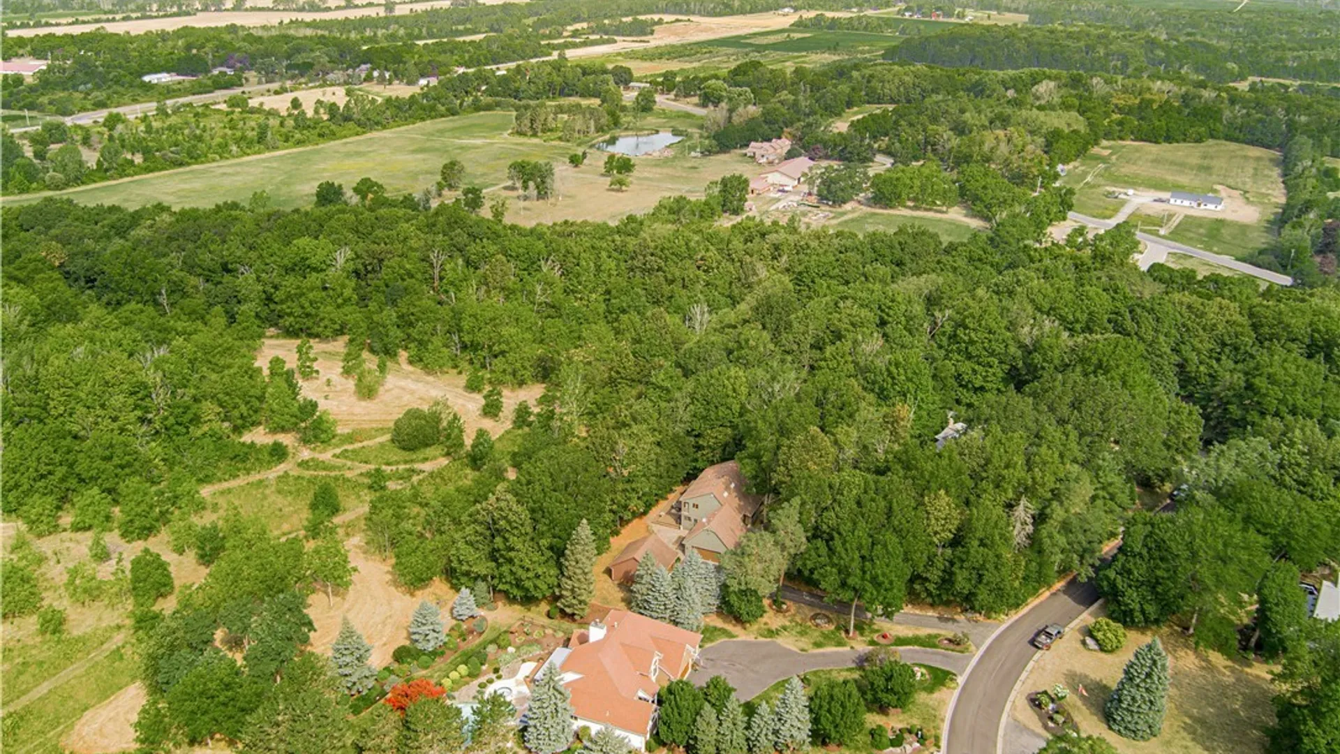 Property at 17 Gothic Ledge, Lockport Town, NY 14094 25