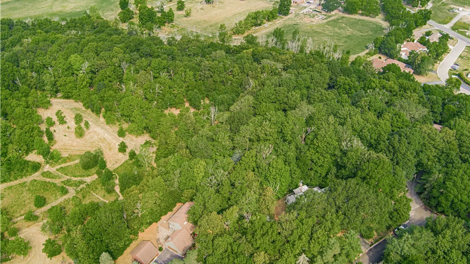 Property at 17 Gothic Ledge, Lockport Town, NY 14094 32