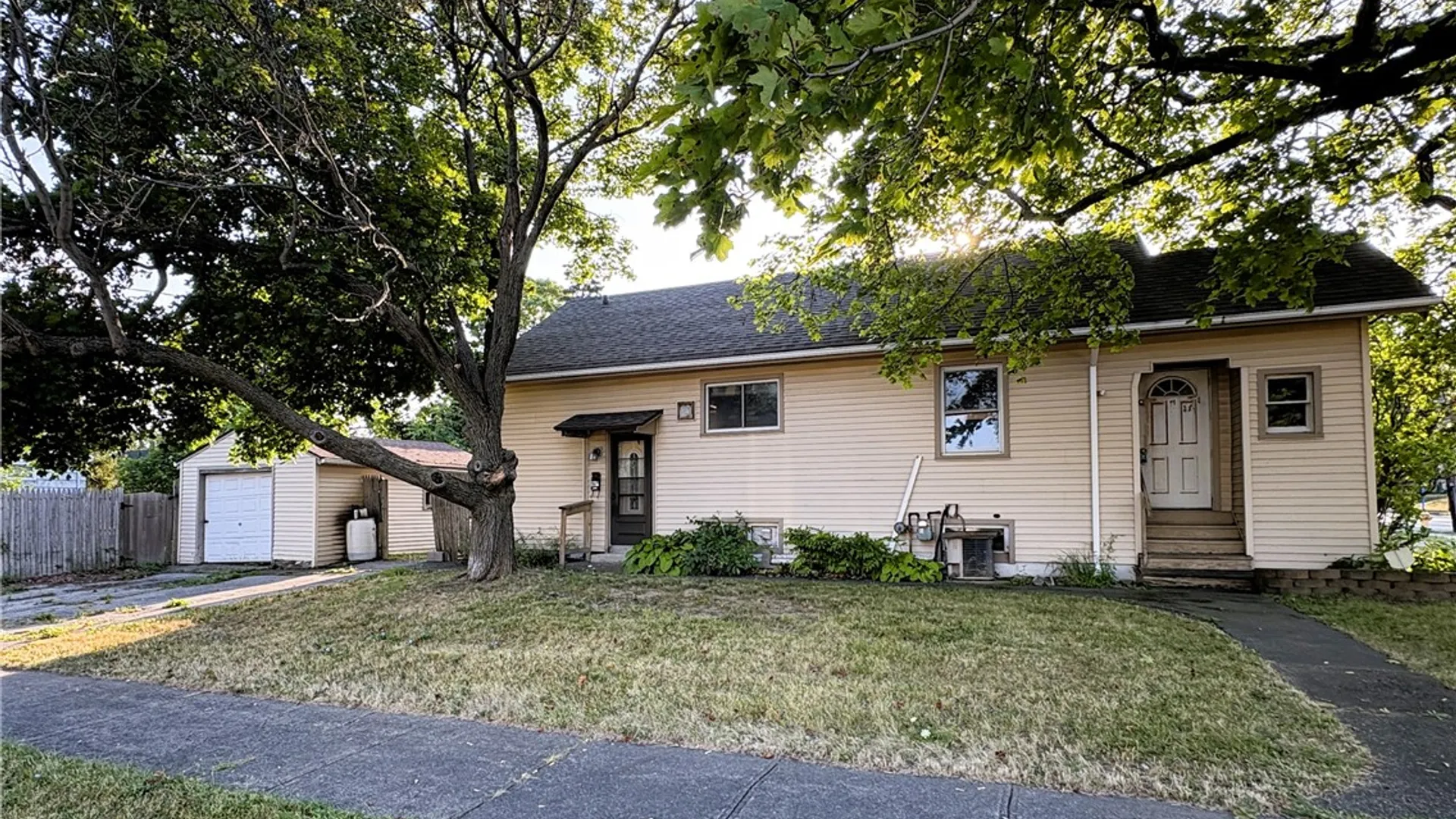 Property at 968 Ridgeway Avenue, Rochester, NY 14615 28