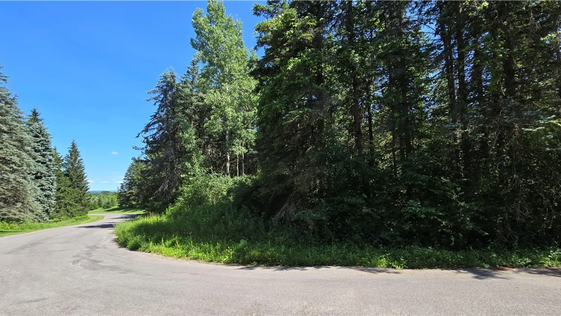 Property at 7040 Whitney Farm Lane, Pompey, NY 13078 6