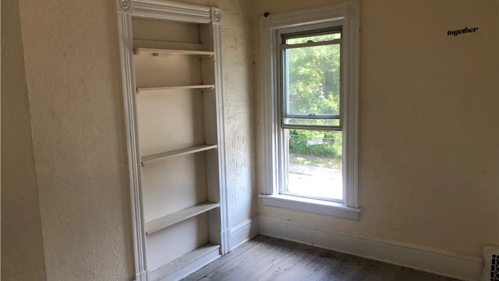 Property at 528 Ferry Avenue, Niagara Falls, NY 14301 15