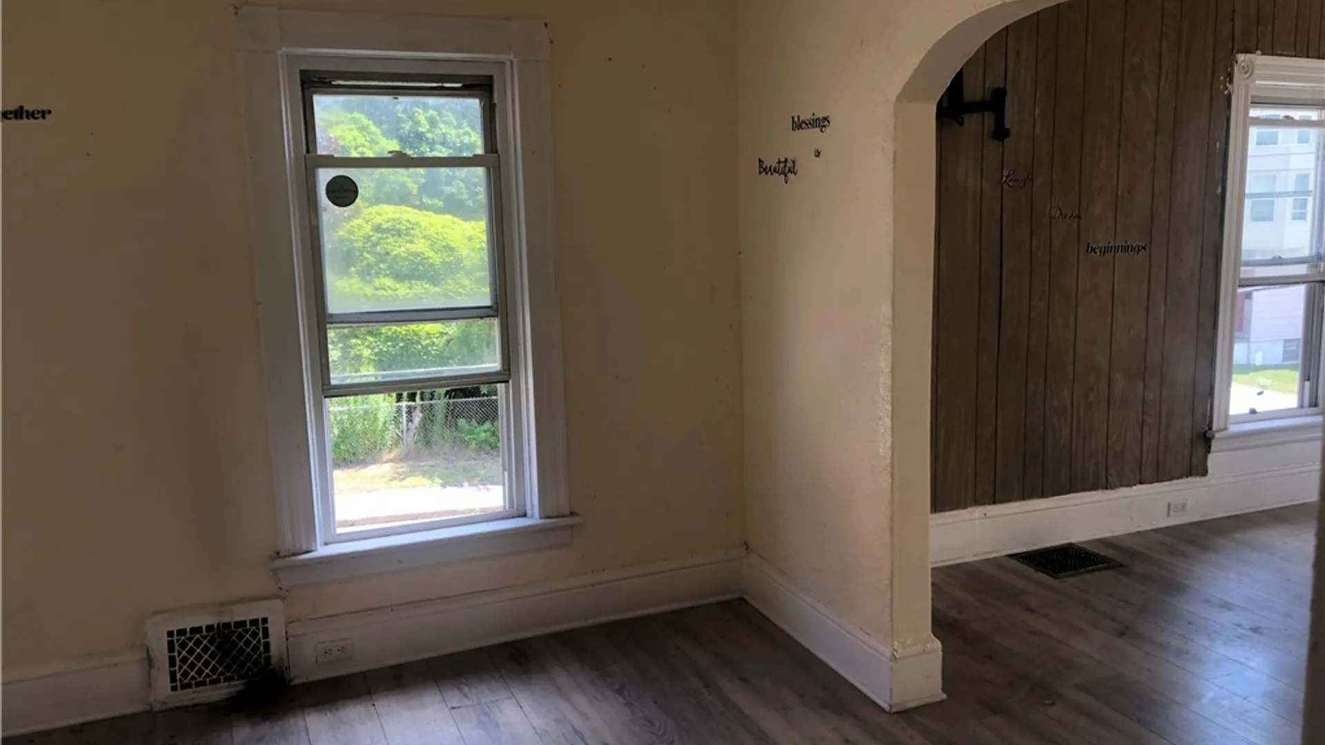 Property at 528 Ferry Avenue, Niagara Falls, NY 14301 16