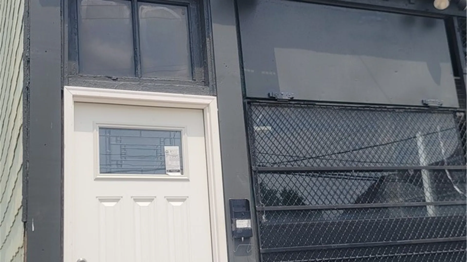 Property at 528 Ferry Avenue, Niagara Falls, NY 14301 2