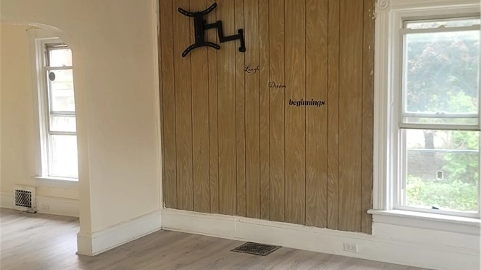 Property at 528 Ferry Avenue, Niagara Falls, NY 14301 40