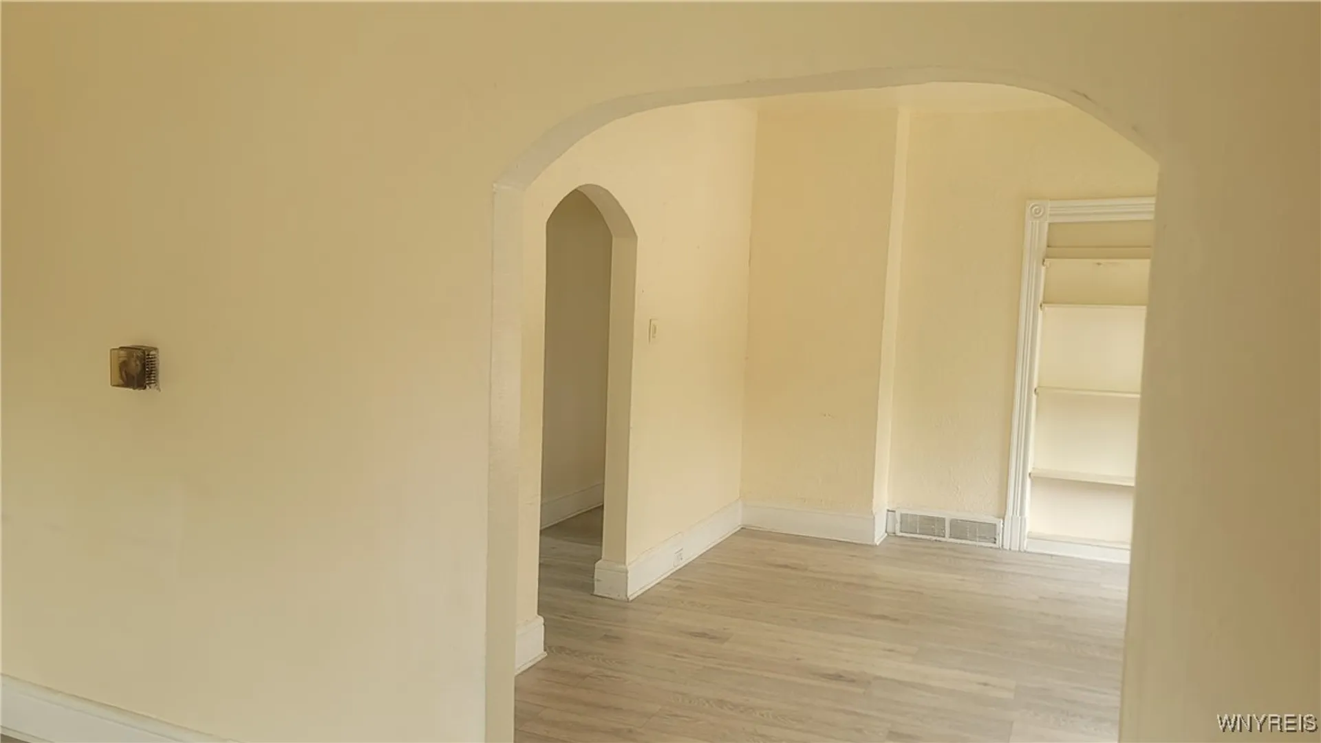 Property at 528 Ferry Avenue, Niagara Falls, NY 14301 41