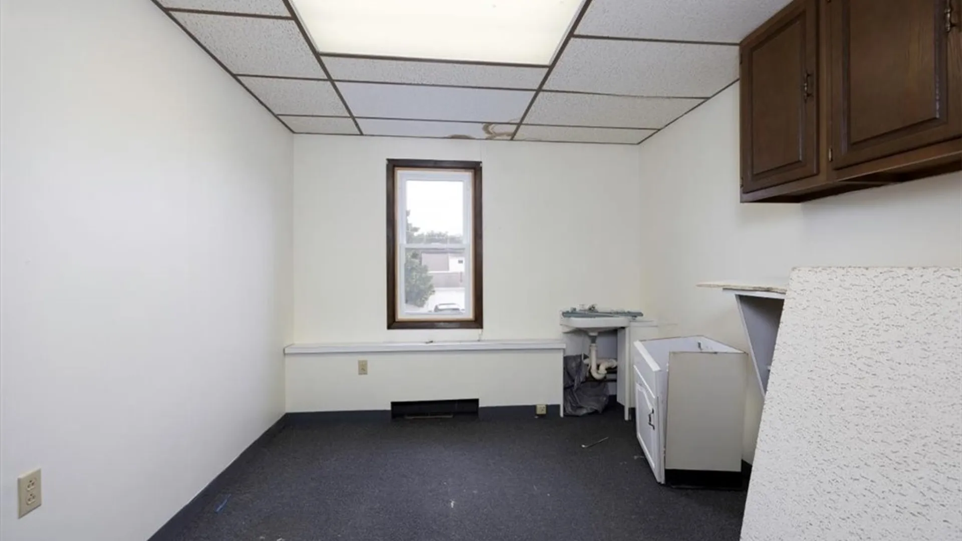 Property at 932 French Road, Cheektowaga, NY 14227 11