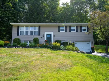 Property at 8711 Greenbriar, Boston, NY 14025