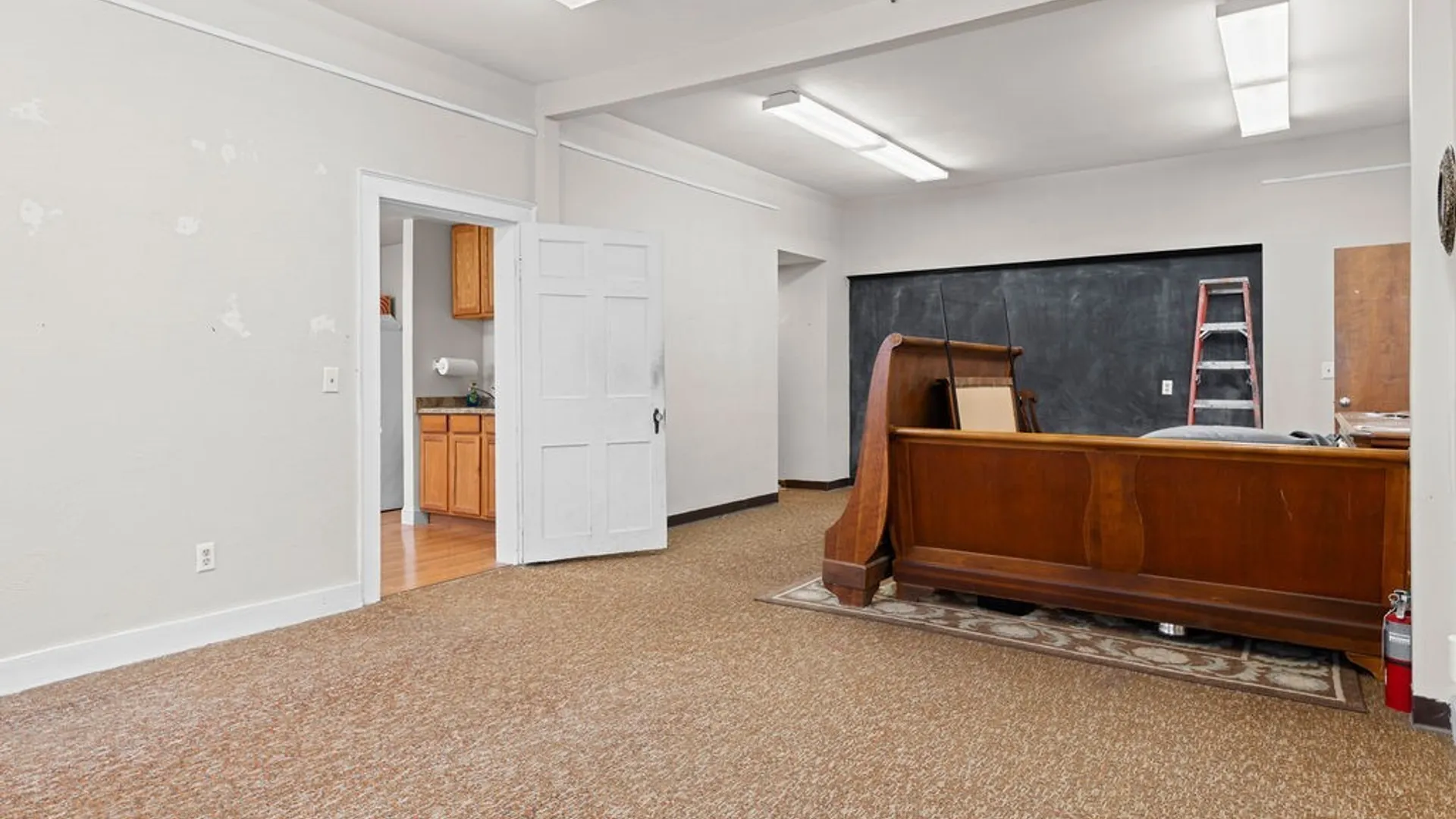 Property at 4 Slocombe Avenue, Marcellus, NY 13108 11